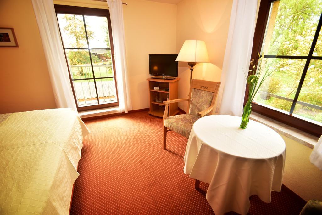 Landhotel Zur Guten Einkehr Grubschütz Exterior foto