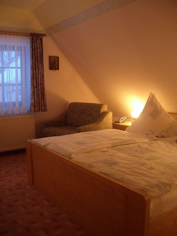 Landhotel Zur Guten Einkehr Grubschütz Exterior foto