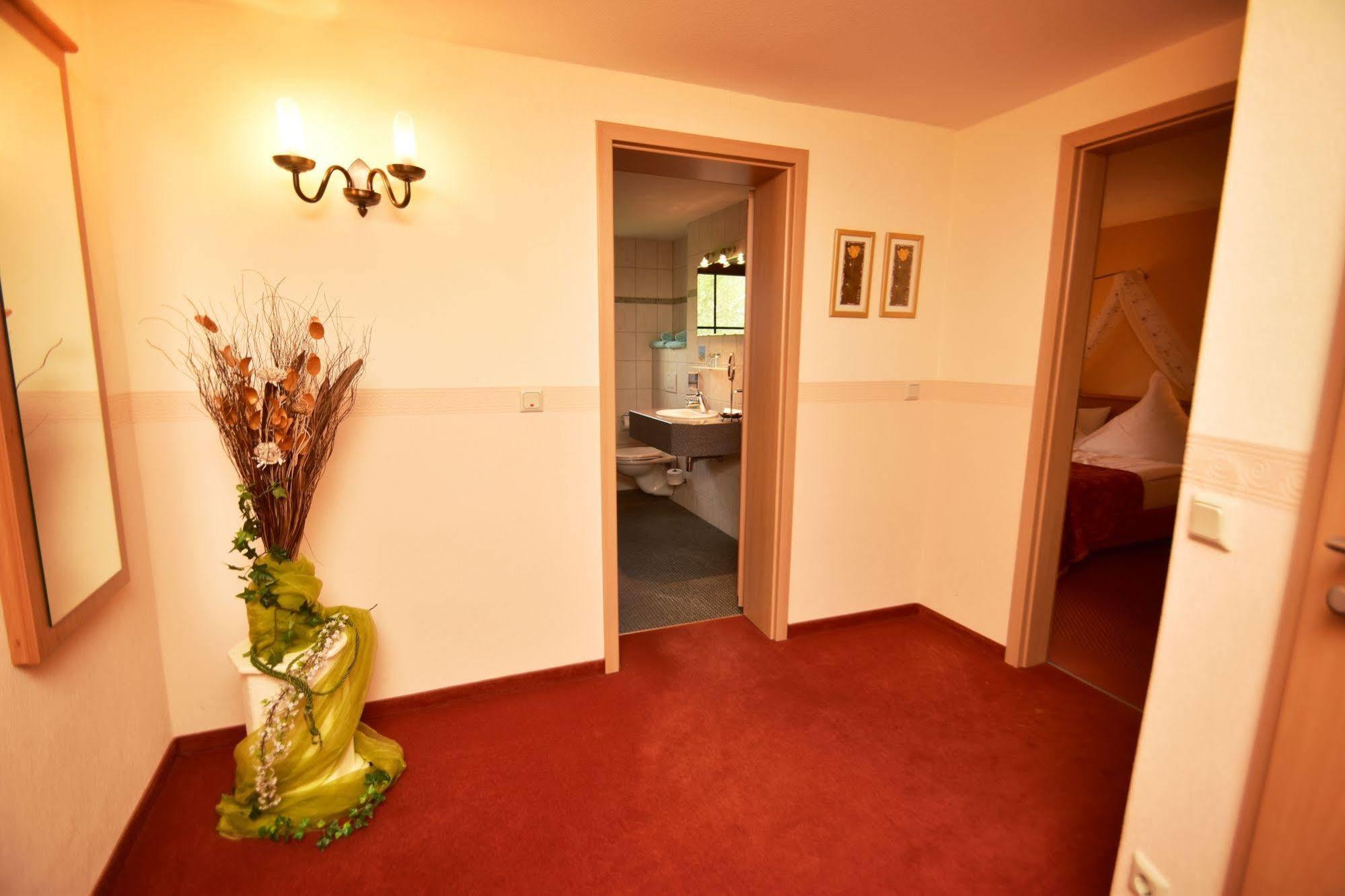 Landhotel Zur Guten Einkehr Grubschütz Exterior foto